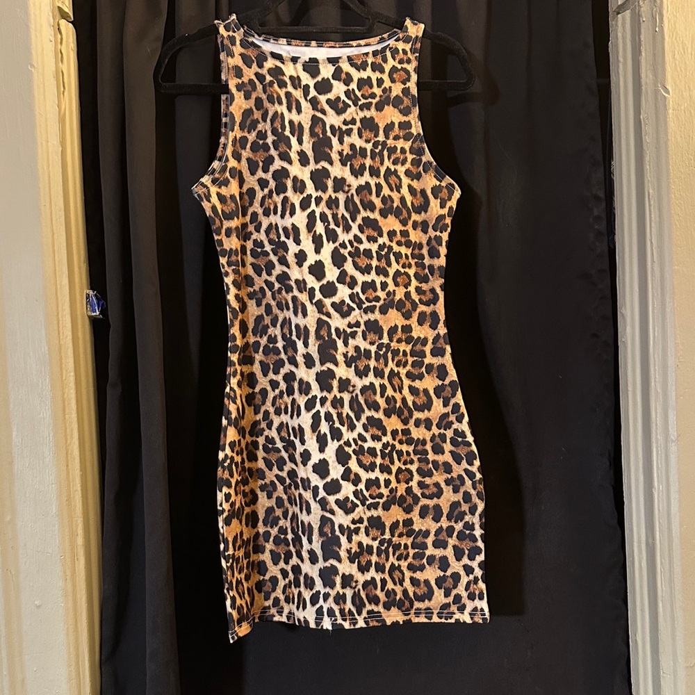 Leopard Print Sleeveless Dress